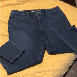 Universal Thread High Rise Jegging